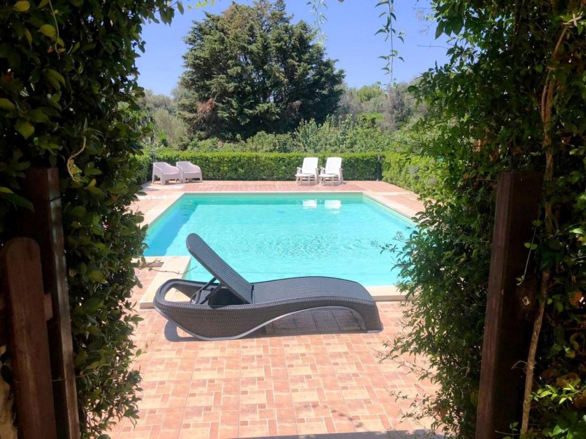 Villa Lidia サン・ヴィート・デイ・ノルマンニ エクステリア 写真